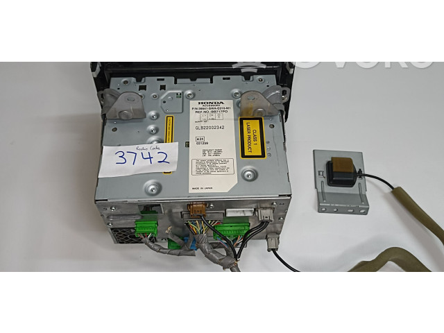 Радио/ проигрыватель CD/DVD / навигация