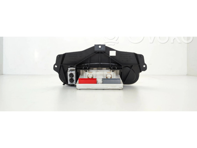 Дисплей    P8200028364A, 216562178A   Renault Scenic I