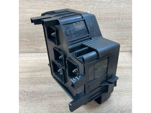 Блок предохранителей 919502B100   Hyundai Sonata    