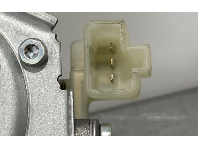 Моторчик заднего дворника 98700P2000, 0390205501    KIA Sorento