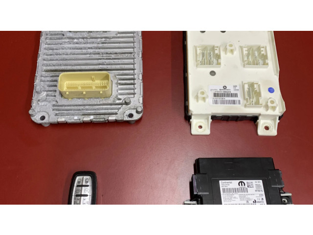 Řídící jednotka 68500152AA, 68491084AG Chrysler Pacifica 2021