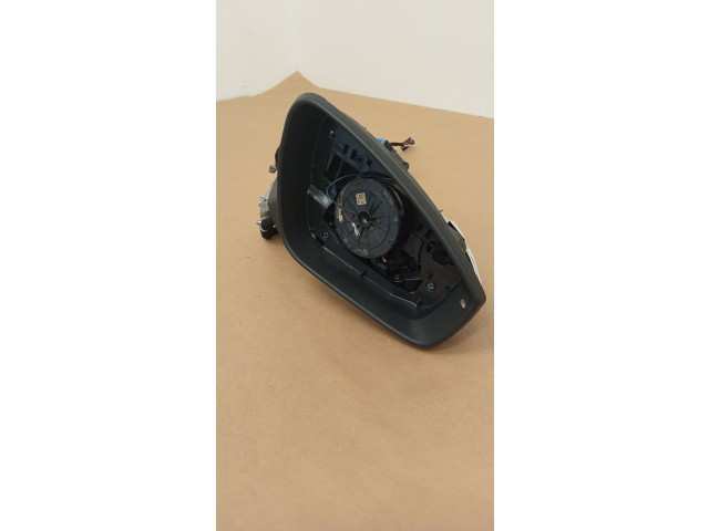 Зеркало электрическое        Skoda Karoq  2017 -  года   