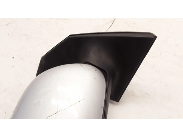 Зеркало электрическое правое Toyota Corolla E120 E130 2000-2004 года