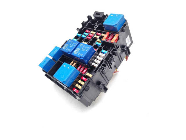 Блок предохранителей 243805499R, 6357-0069 Renault Clio V