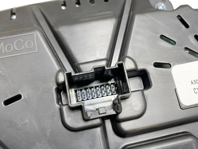 Přístrojová deska Ford Kuga III 2021 LJ6T10849BAG