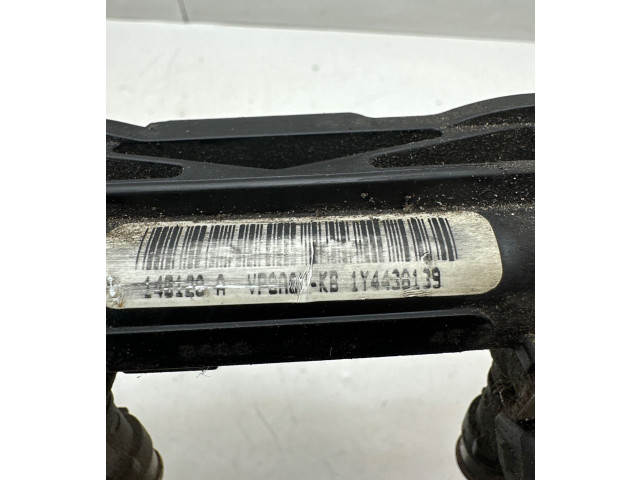 Топливная рампа 9H487, 1Y4436139   Ford Fiesta   для двигателя SNJB