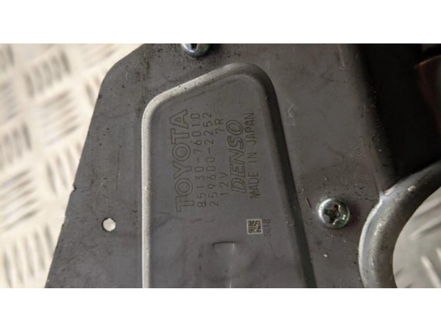 Моторчик заднего дворника 8513076010    Lexus CT 200H