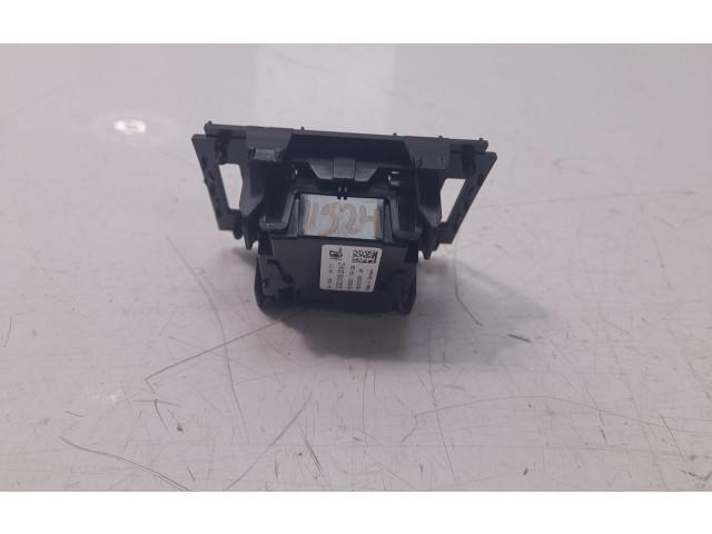 Дисплей    3G0919204C   Volkswagen Passat Alltrack