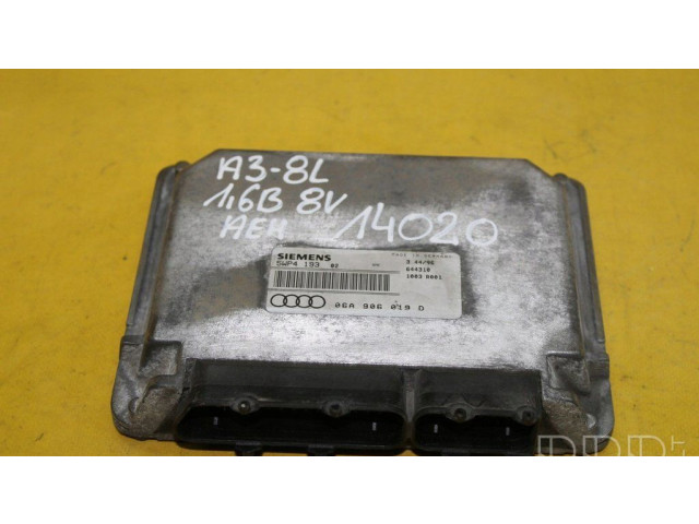 Блок управления двигателя 06a906019d   Audi A3 S3 8L