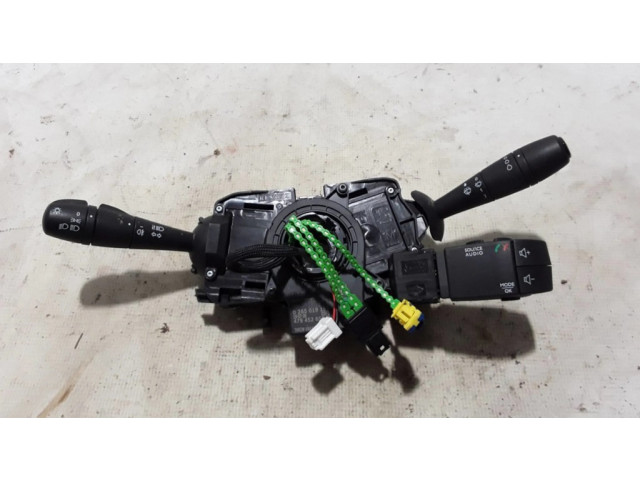 Jungiklių komplektas