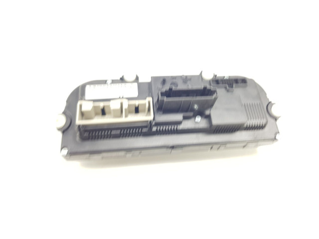 Блок управления климат-контролем 1K8907426AM, 1K8907426AM Volkswagen Caddy