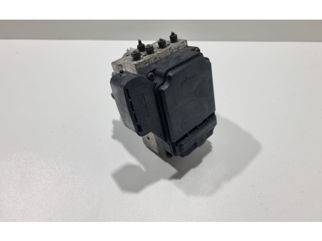 Блок АБС 1338005510, 4454053030 Lexus IS 200-300 1999 - 2005 года