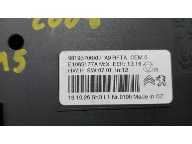 Блок управления климат-контролем 98195706XUXU Peugeot 2008 I