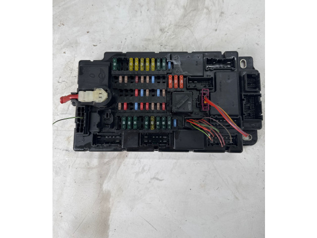 Pojistková skříňka 10681810 Mini Cooper Countryman R60 2012