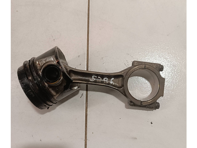 Поршень с шатуном V400 Volkswagen Caddy