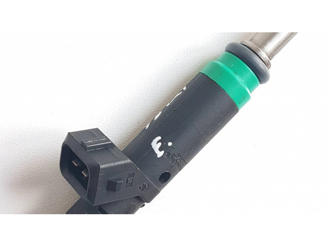 Vstřikovač 7525721 BMW 7 E65 E66 pro benzínový motor 4.5