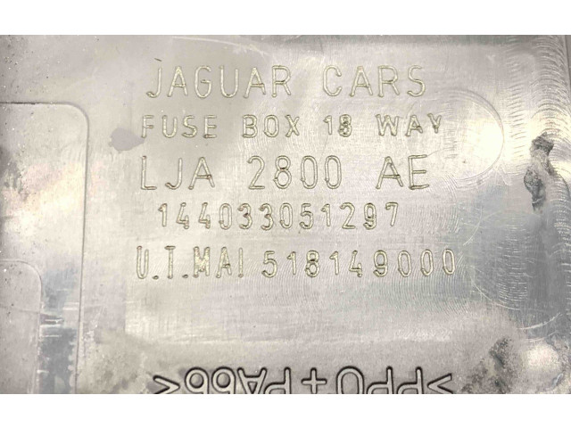 Блок предохранителей LJA2800CE Jaguar XK8 - XKR