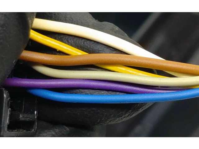 Зеркало электрическое Skoda Fabia Mk3 (NJ) 2015 - 2021 года