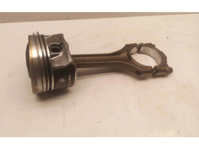  Поршень с шатуном Bwa 03H065P  Volkswagen PASSAT CC  