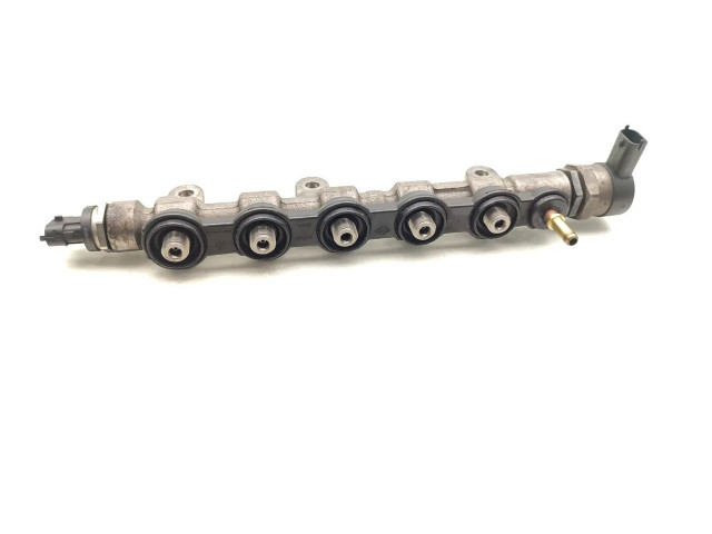 Vstřikovací lišta 8200942721, 0445214173 Nissan X-Trail T31 M9R760