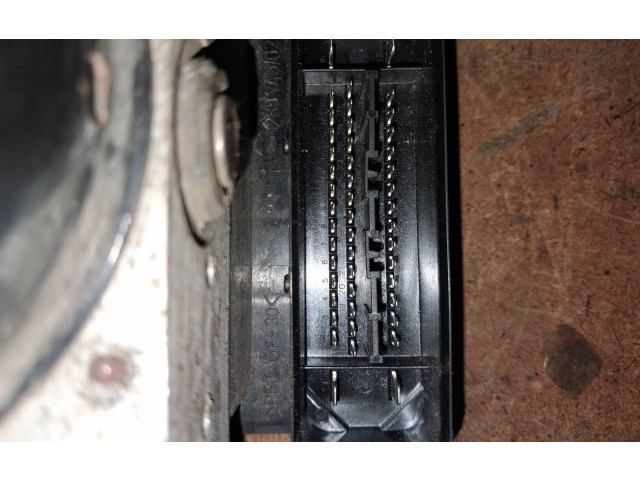 Блок АБС 1K0907379Q, 00005305E3 Volkswagen Golf Plus 2005 - 2013 года