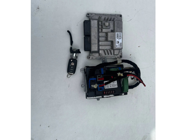 Блок управления двигателем Блок управления 55282412, 68350433AC   Fiat 500X