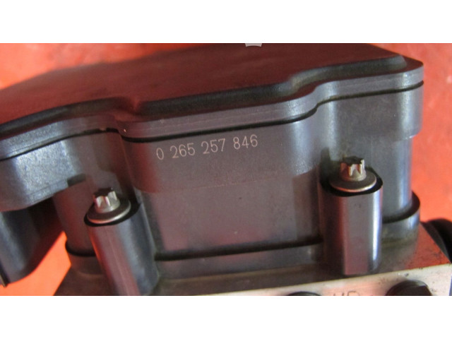 Vstřikovací lišta 9825549980 Peugeot 5008 II