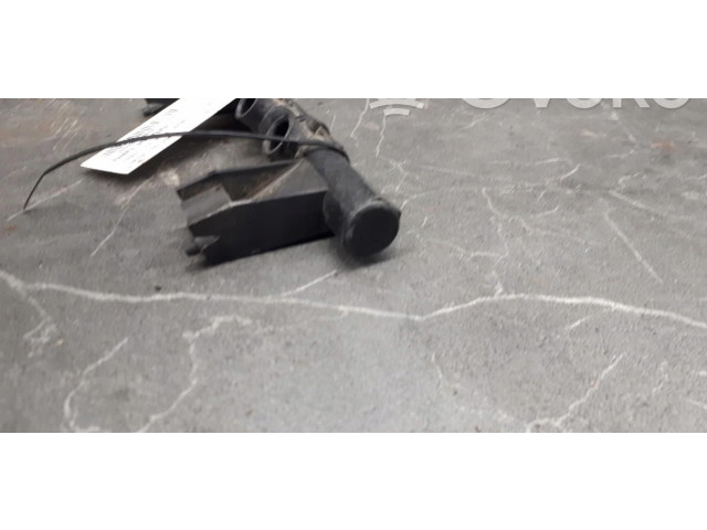 Топливная рампа 7700114546   Renault Clio II  