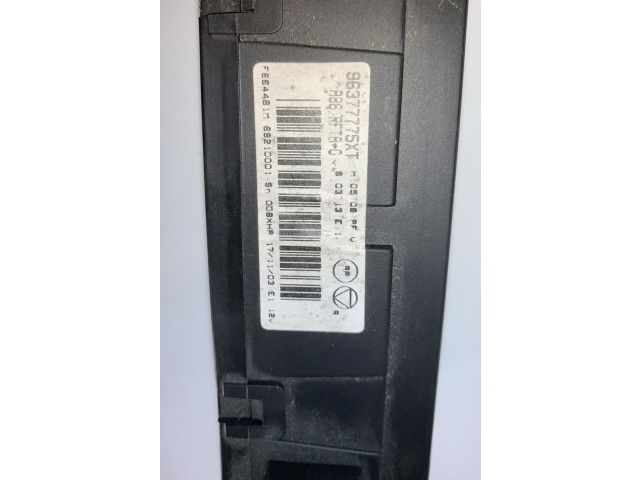 Блок управления климат-контролем    Citroen C2