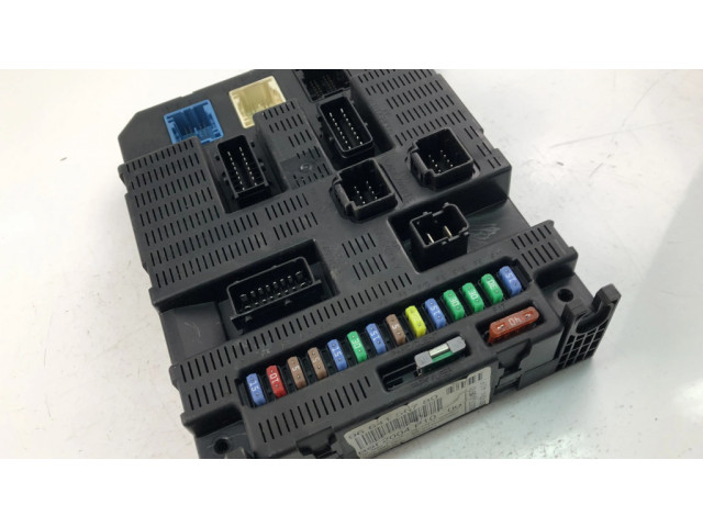 Блок предохранителей 9664156780 Citroen C4 I