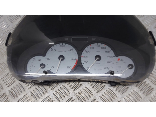 Přístrojová deska Peugeot Partner 2004 9652246380