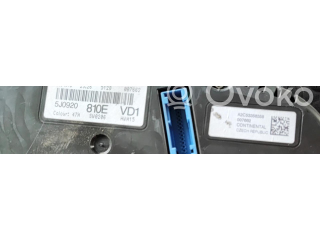 Панель приборов Skoda Fabia Mk2 (5J)