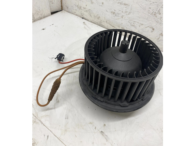 Вентилятор печки 1H1819021, LG73A3051780 Volkswagen Golf III