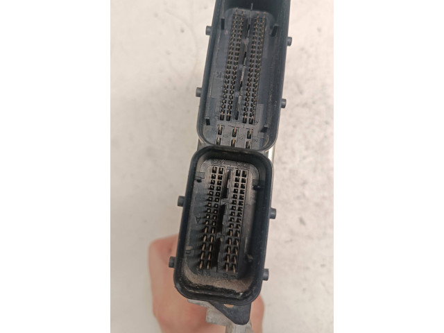 Блок управления двигателя 0281018312, T00YF2362H0235 Fiat Freemont