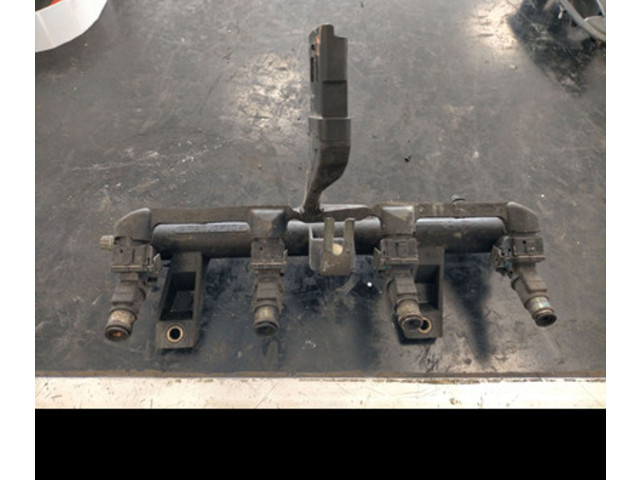 Топливная рампа 198542   Citroen Berlingo  