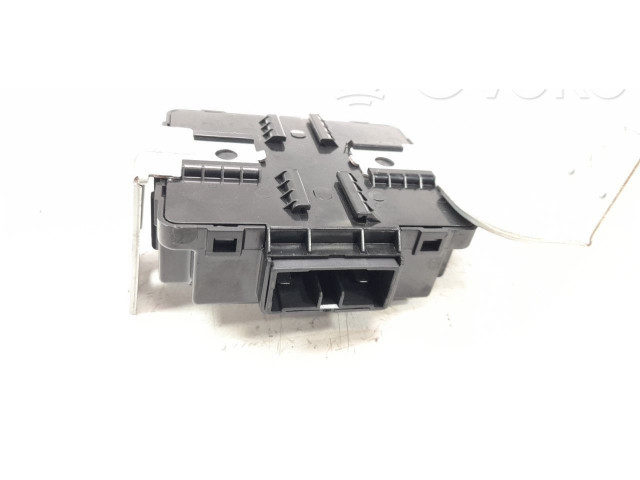 Блок управления 95300M600 KIA Ceed