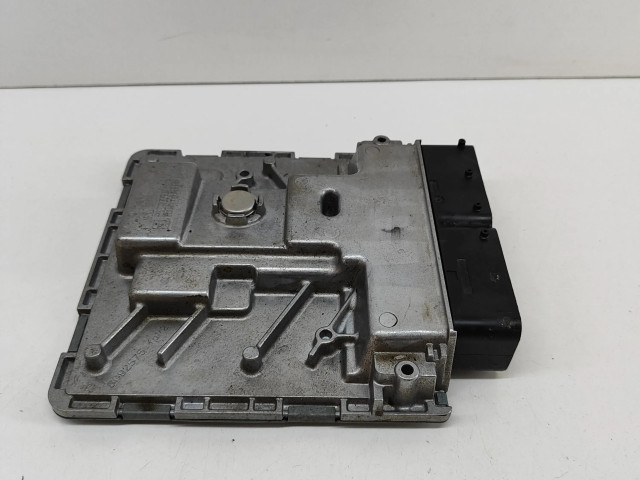 Блок управления двигателя 06K907425N, A3C0617180000 Audi A3 8Y