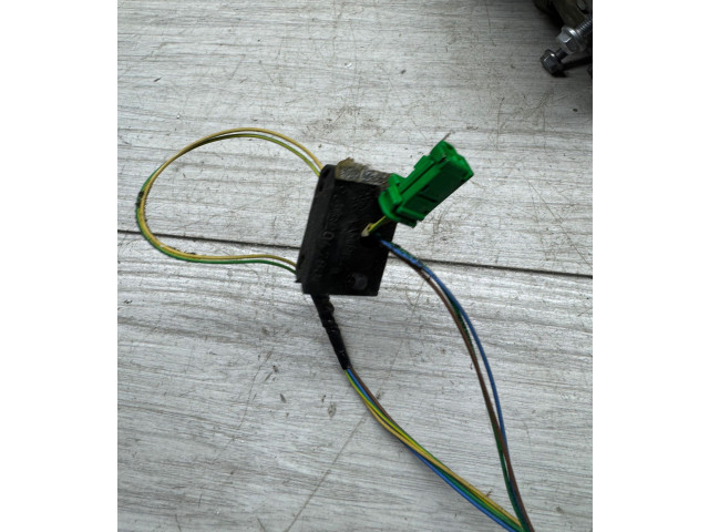 Зеркало электрическое Citroen C4 I 2004 - 2010 года