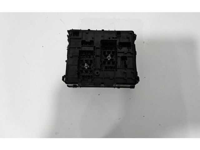 Блок предохранителей ML3T-14D068-RE, ML3T14D068RE   Ford F150    