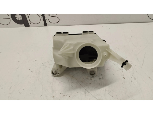   Pojistková skříňka A2055402328   Mercedes-Benz C W205 2022