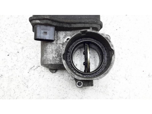 Дроссельная заслонка