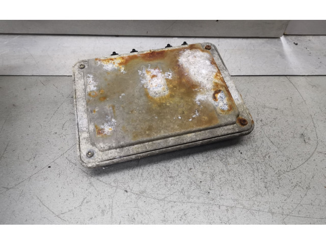 Řídící jednotka 038906013E, 0281001689 Volkswagen Caddy 1999