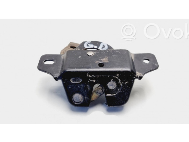 Замок багажника     Citroen Berlingo 1996-2002 года