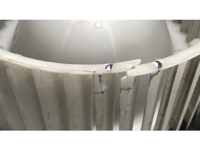 Вентилятор печки 7802A303, CSA431D232B Mitsubishi Outlander