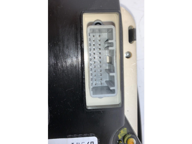 Панель приборов Dacia Logan I