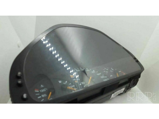 Přístrojová deska Mercedes-Benz C W202 1993 2025408148