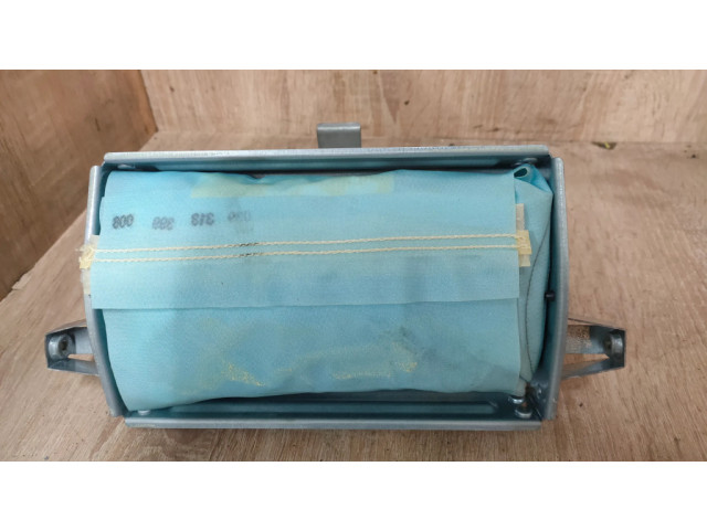 Подушка безопасности пассажира 570022200 Volvo S40, V40