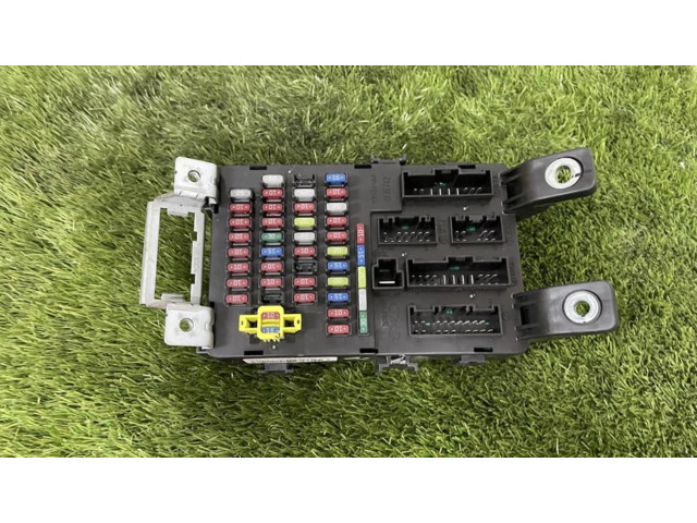 Блок предохранителей 91950   KIA Rio    