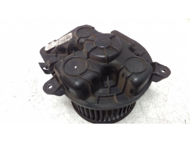 Вентилятор печки    X83N100827N   Opel Vivaro