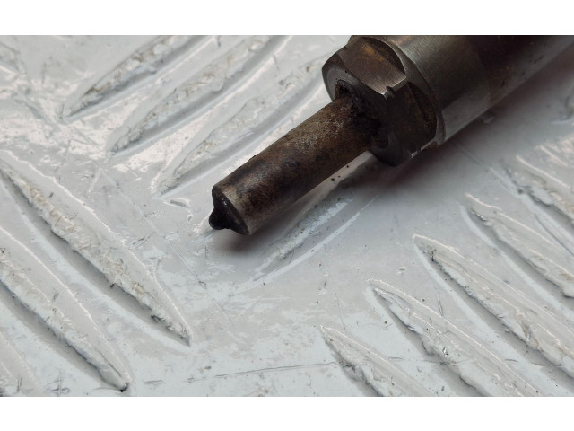 Vstřikovač H8201100113, 1660000Q1W Nissan Juke I F15 K9K